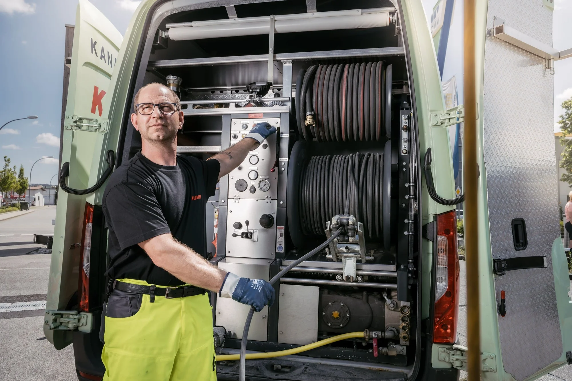 Kanalreinigung für Kanäle und Schächte in Beutelsbach